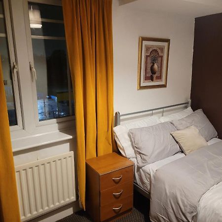 Onefourseven Place Hotel Манчестър Екстериор снимка